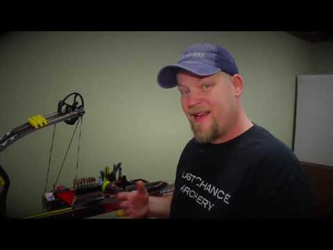 Видео: Выравнивание прицела по осям | Техника стрельбы из блочного лука