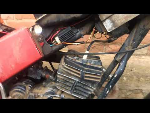 Видео: Установка аккумулятора на Зид Пилот 50 2т