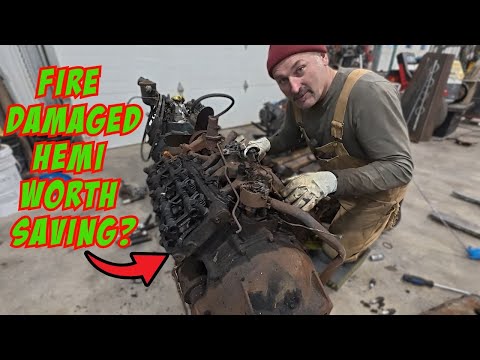 Видео: Разбираем на части наш повреждённый огнём двигатель HEMI! Можно ли его спасти?
