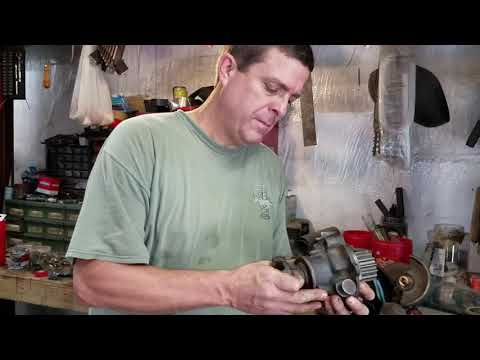 Видео: Реконструкция Dana 20, часть 2 — Сборка — Проект реставрации Ford Bronco 1966 года