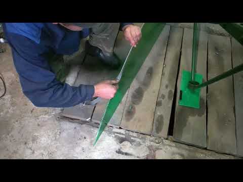 Видео: чем заклеить торец поликарбаната