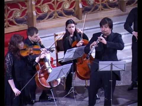 Видео: И. С. Бах - Концерт для Скрипки и Гобоя с оркестром. BWV1060