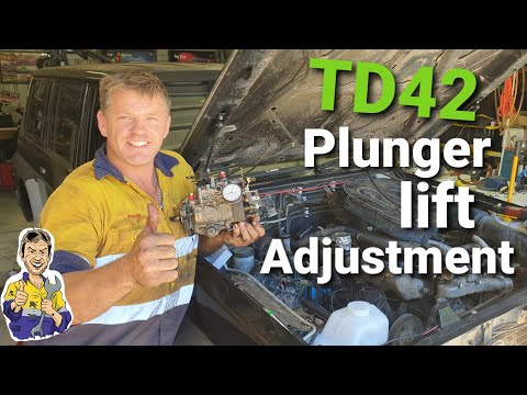 Видео: Регулировка подъема плунжера на топливном насосе TD42