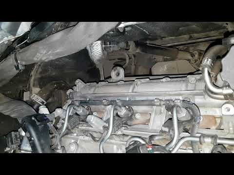 Видео: Белый дым после прогрева дизельного двигателя мерседес.