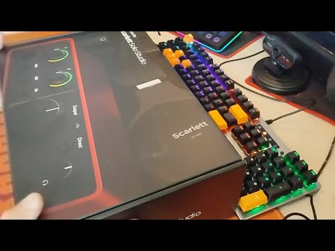 Видео: Домашняя студия звукозаписи: Focusrite Scarlett Solo Studio 4th. Распаковка ...