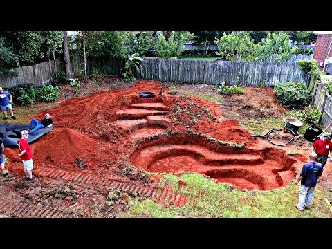Видео: Строительство пруда для разведения окуня на заднем дворе! (День 1)