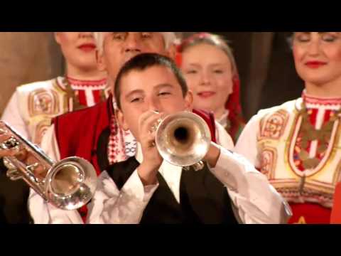Видео: ФФ „СЛАВЕЙ“, гр. Сандански - Добре дошли в Сандански, приятели