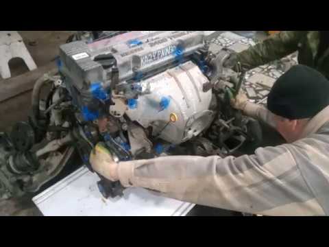 Видео: Замена двигателя KA24DE Nissan Rnessa 1 часть