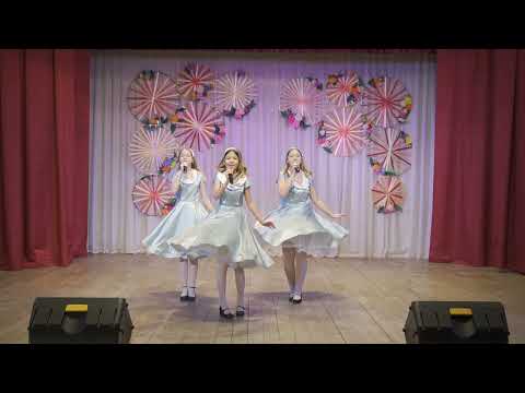 Видео: "Каникулы любви" (у моря....) Трио "КолиБри"