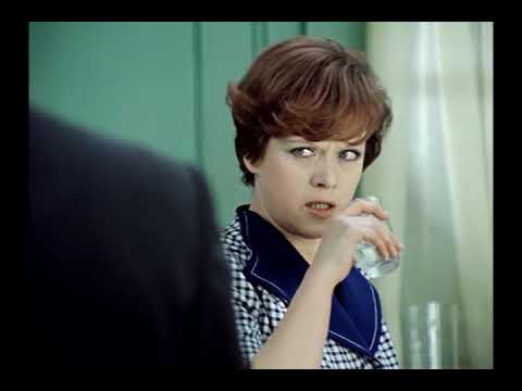 Видео: Я ухожу, а Вы остаетесь. Служебный роман