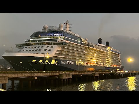Видео: #14 Круиз начинается! Celebrity Solstise. Потеряли наш чемодан!
