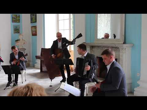 Видео: В. Дмиртиев.Старая карусель. Стиль-квартет.