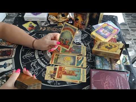 Видео: 👀 Къде е той 👀 Какво прави в този момент 🤔 Мисли ли за вас ❤️