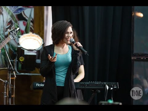 Видео: Вера Свешникова - Если хочешь быть злобной (Стихое место, Те кто мы есть)