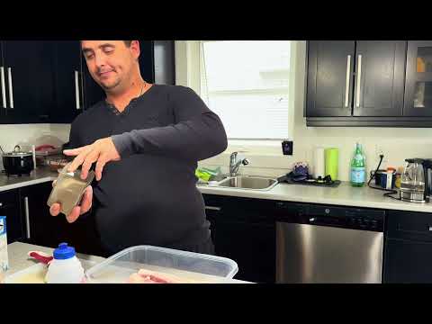 Видео: Солим сало#fyp #foryou #viral#food #домашняяеда#кухня #рецепт #готовимдома #homemade#сало #солимсало