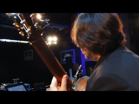Видео: М. Таривердиев. "Снег над Ленинградом"  на гитаре | M. Tariverdiev. "Snow over Leningrad"  on guitar
