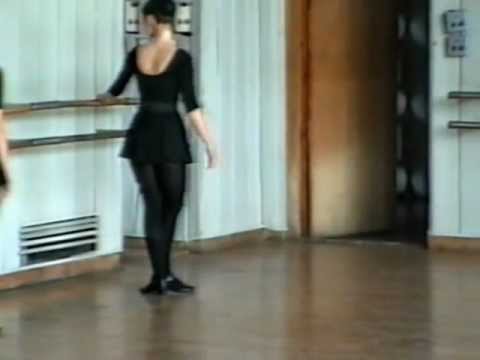 Видео: НУТИ - Годишен изпит по Танци на народите, 2003 г.