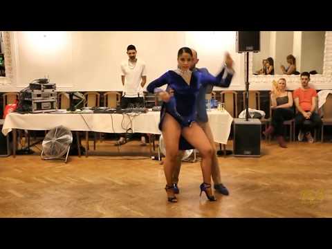 Видео: ВОТ ЭТО ТАНЕЦ!!! *Ataca & La Alemana*  танцуют Цыганочку!!! Микс *