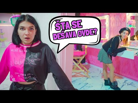 Видео: НОВА УЧИТЕЉИЦА ЈЕ ШОКИРАНА! 😱 Тинејџери су смислили лукав план | Забавне авантуре Dijana NEW