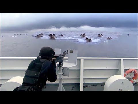 Видео: Пираты грабили китайские торговые суда, а китайский флот нападал и отбивал их.