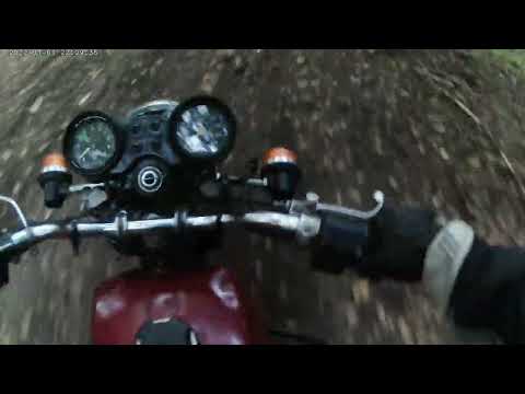Видео: Серега на Cezet Enduro проходит ручей обратно