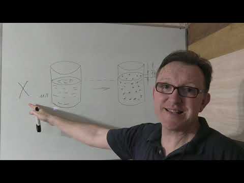 Видео: На сколько уменьшается объём льда при таянии.