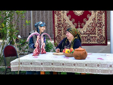 Видео: Готовим Сочные Говяжьи Хвосты и делали Клубничные Десерты с Вафлями