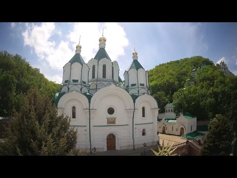 Видео: Божественная литургия 26 апреля 2022 года, Свято-Успенская Святогорская лавра, г. Святогорск