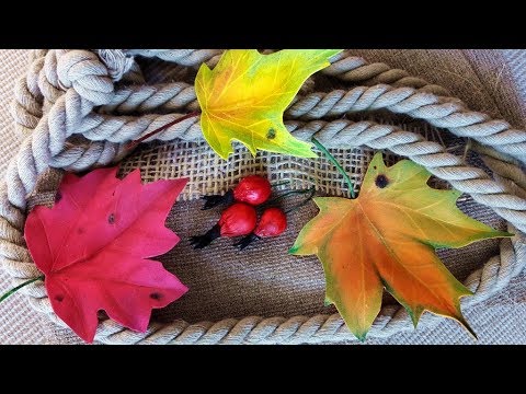 Видео: Шиповник из фоамирана, легко. Ягоды шиповника в букеты, заколки, броши и осенние композиции.