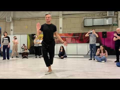 Видео: САЛЬСА урок #1 / ТЕХНИКА ПОВОРОТОВ /ТЕХНИКА ВРАЩЕНИЙ / Федор Недтоко / Сальса в паре