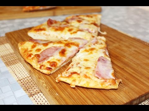Видео: Пицца с ветчиной и сыром. Как приготовить пиццу? ч. 3