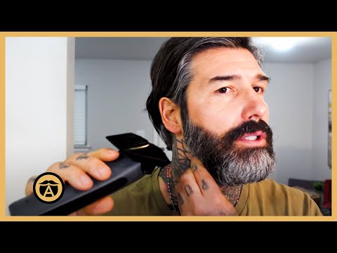 Видео: Как подстричь бороду, если она отросла