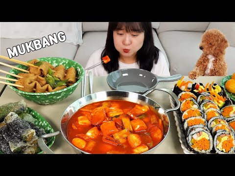 Видео: Cooking Mukbang :) Жареные роллы с капчхе, Ттокпокки, Рыбные пирожки и Кимпап с морковью~