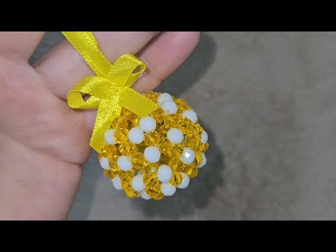 Видео: Разноцветный шар из хрустальных бусин.Туториал.2часть 