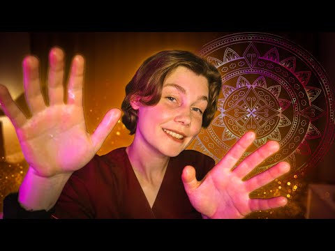 Видео: 💆‍♀️АСМР мануальный терапевт┃массаж всего тела┃ASMR chiropractor