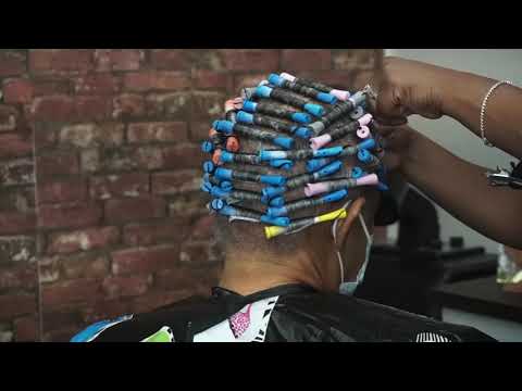 Видео: Как сделать завивку Джерри Керл в стиле Нью Эйдж