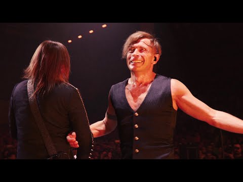 Видео: Би-2 — Виски 🐻🥃 (LIVE @ концерты 2019-2020)