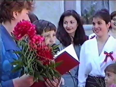 Видео: Останній дзвоник 2000 Оратівська школа
