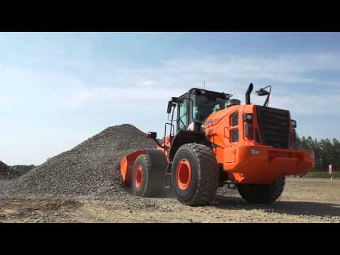 Видео: Новая серия колесных погрузчиков Hitachi ZW-5A