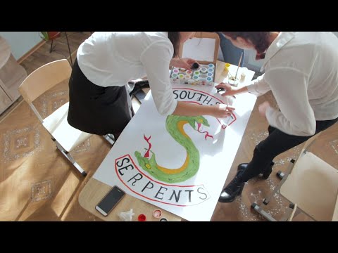 Видео: Візитка 9Б класу на посвяту у старшокласники 2019