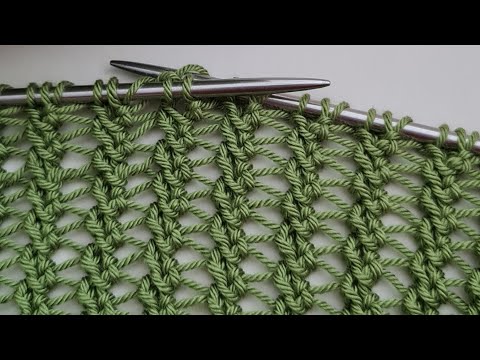 Видео: Ажурный узор спицами двумя спицами летней хлопковой пряжей 🌻