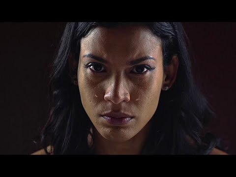 Видео: КРОВАВАЯ ВЕНДЕТТА МЕКСИКАНСКИХ УЛИЧНЫХ БАНД! Месть за воронов. Лучшие Триллеры на YouTube