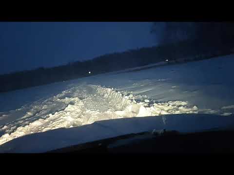 Видео: Land rover Discovery 4 бездорожье по снегу