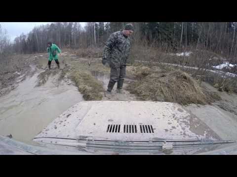 Видео: Нива рулит. В поисках грязи. Нива сток на что способна.