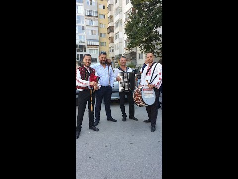 Видео: Извеждане на булка гр. Варна / 2 гайди  , акордеон и тъпан на живо