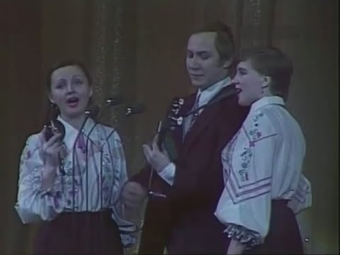 Видео: Тріо Мареничів Тиша навкруги ukrainian song LIVE 1979