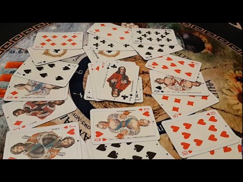 Видео: Крестовый король ♣️ и Червовая дама ♥️: отношения на расстоянии
