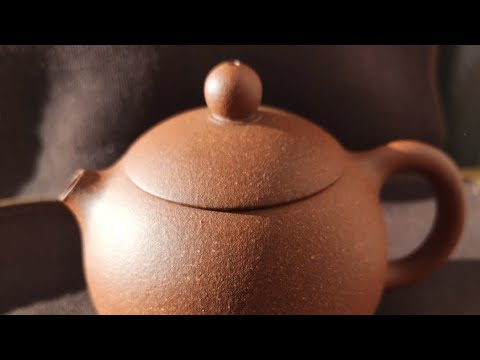 Видео: Исинские чайники в форме Си Ши.Поговорим о той самой красавице Си Ши...кратко разберём особенности.