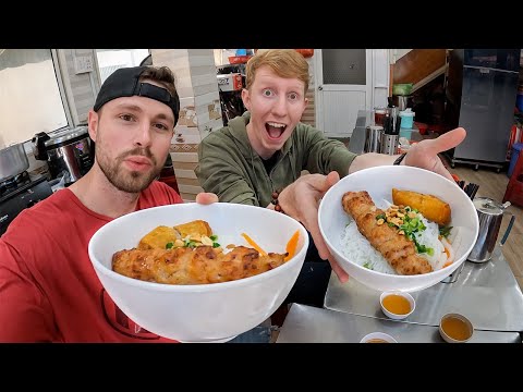 Видео: Знаменитые сайгонские бун нем нуонг продаются более 100 кг в день!!!