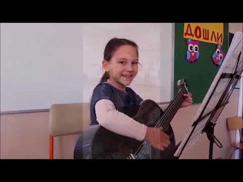 Видео: ОУ "Димитър Благоев" празнува! Начален етап, 29.10.21 г.